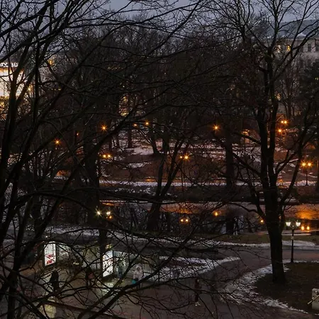 Апартаменты Raina Boulevard Exclusive Design By The Park